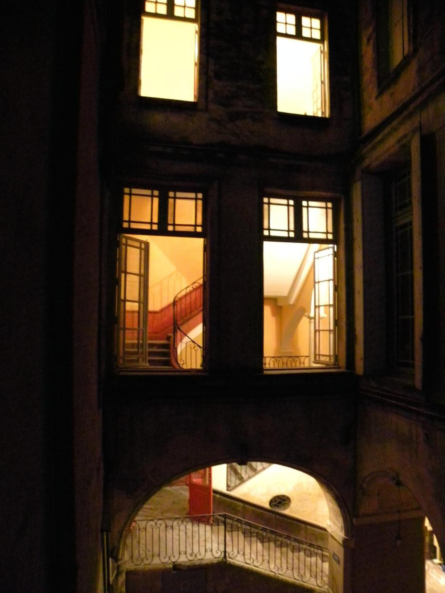 La Terrasse Du Marche Aux Fleurs Apartment Montpellier Exterior foto